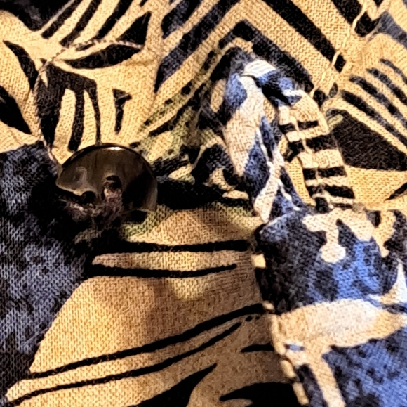 Jack Lipson Button Front Shirt - Picture 6 of 7